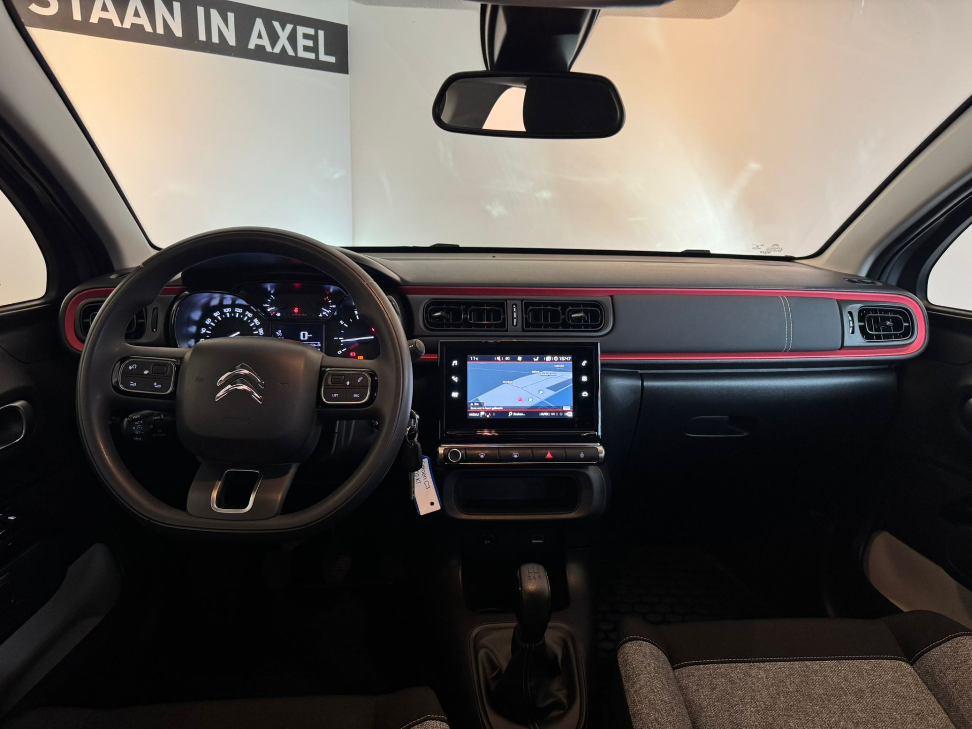 41748169-17.jpg