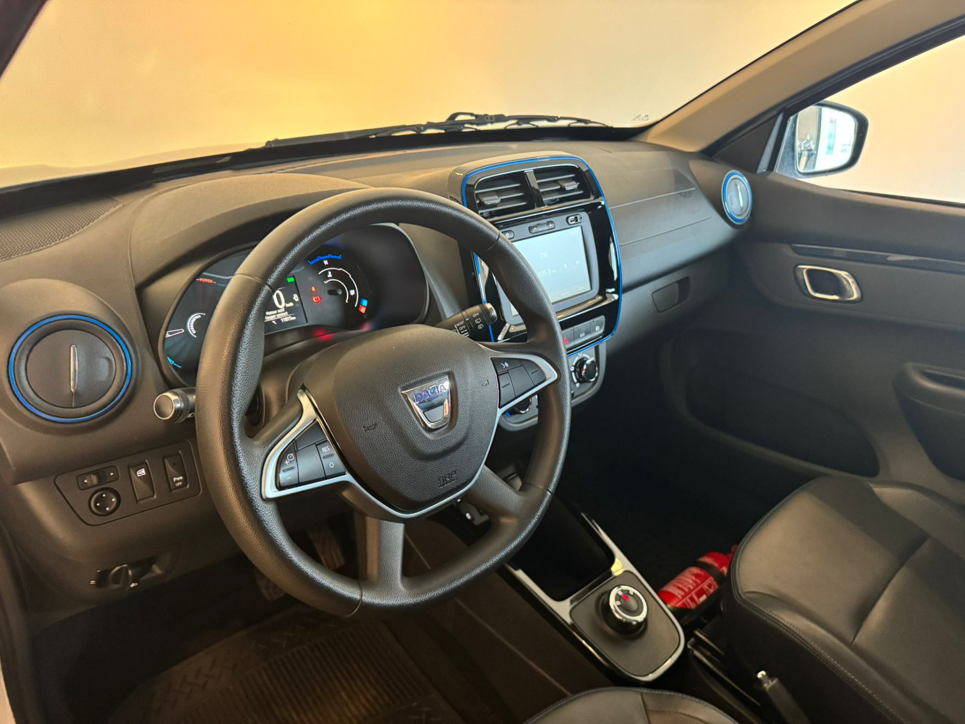41759347-14.jpg
