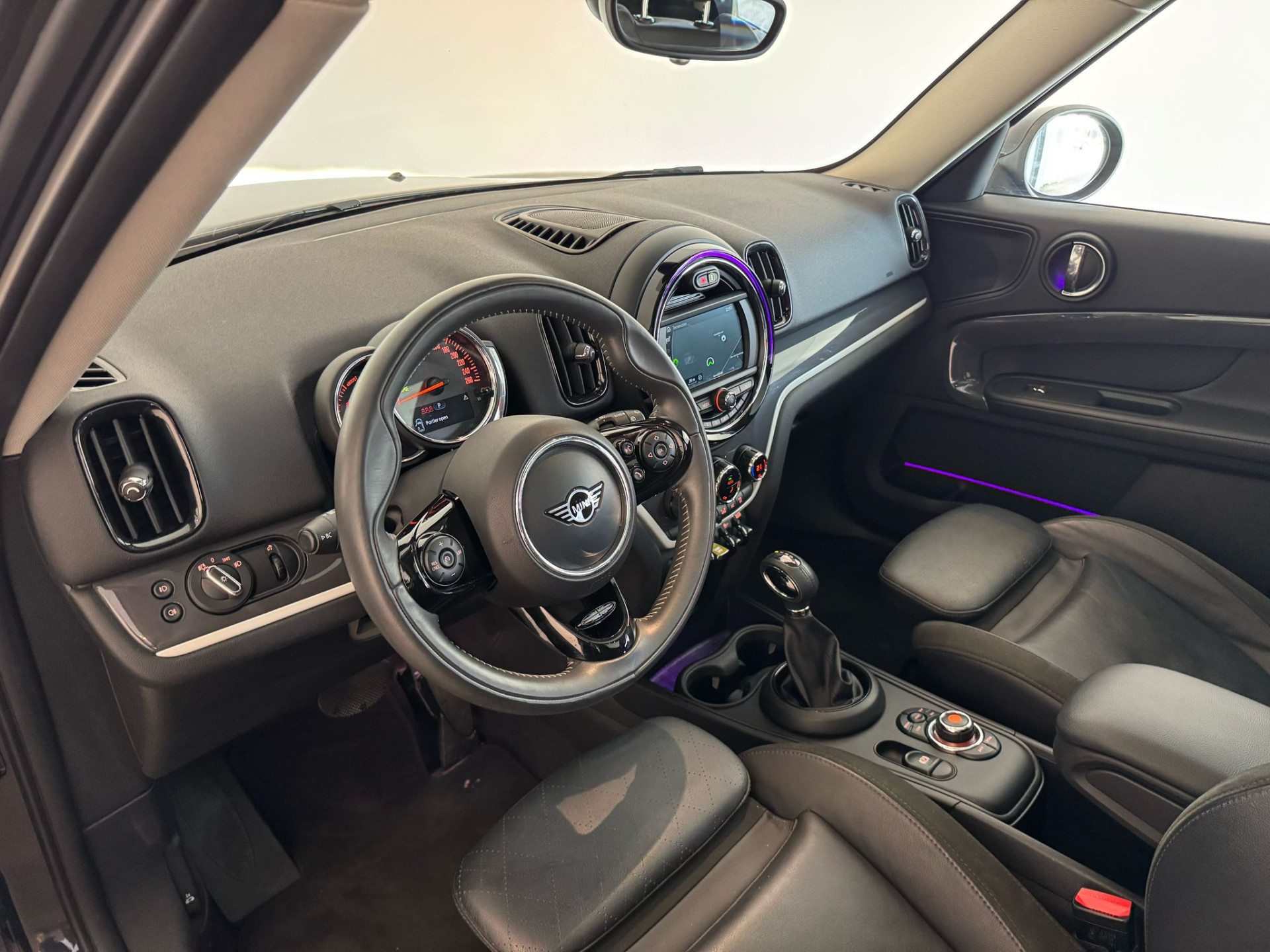42410551-15.jpg