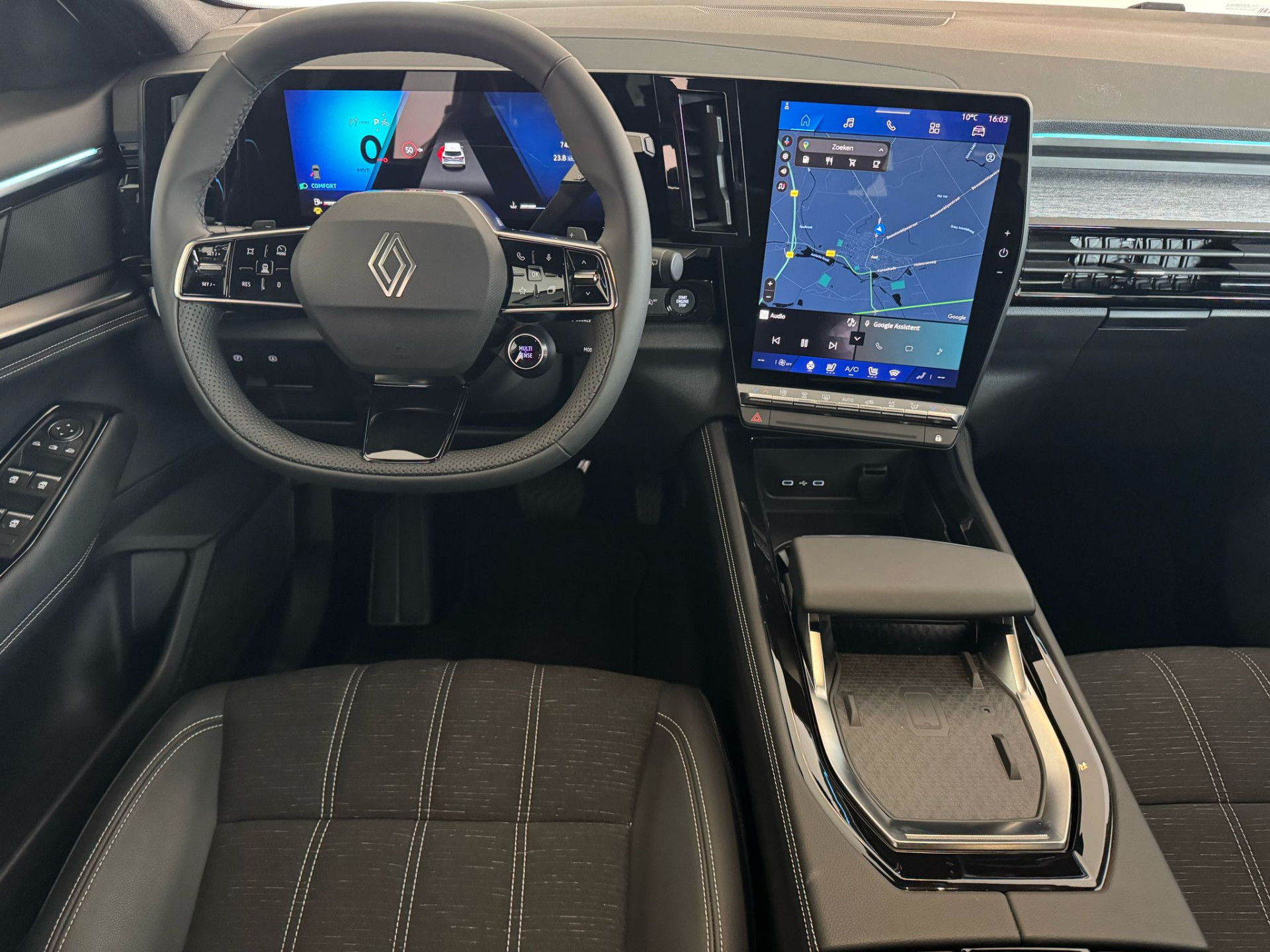 43254168-19.jpg
