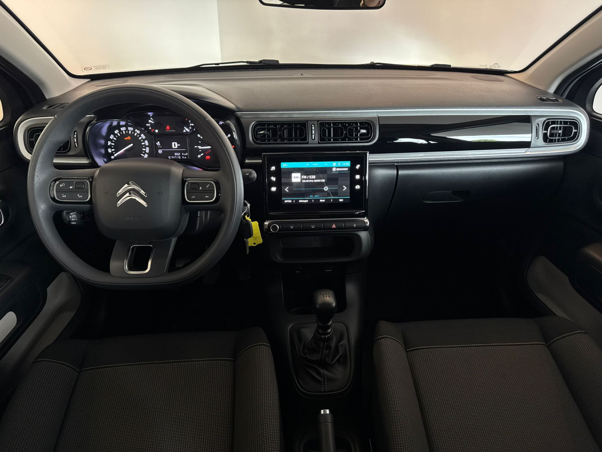 45577619-22.jpg