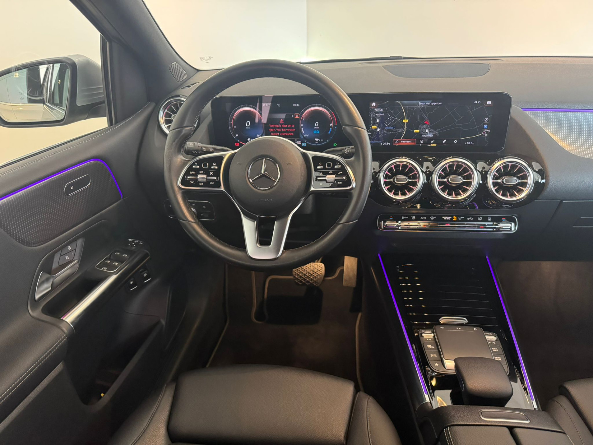 45876971-13.jpg
