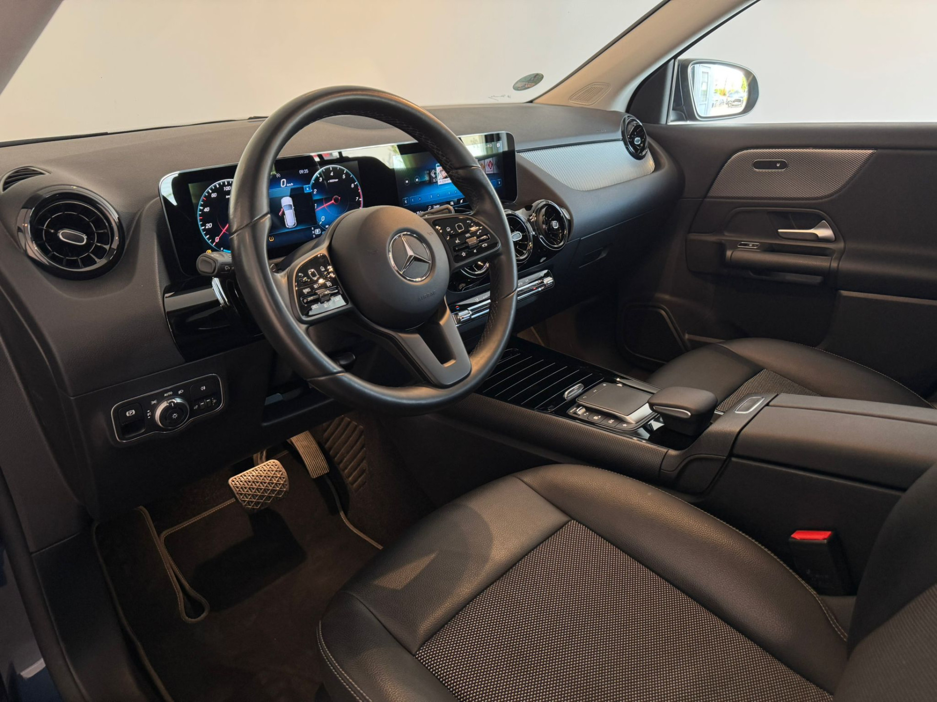 46735742-23.jpg
