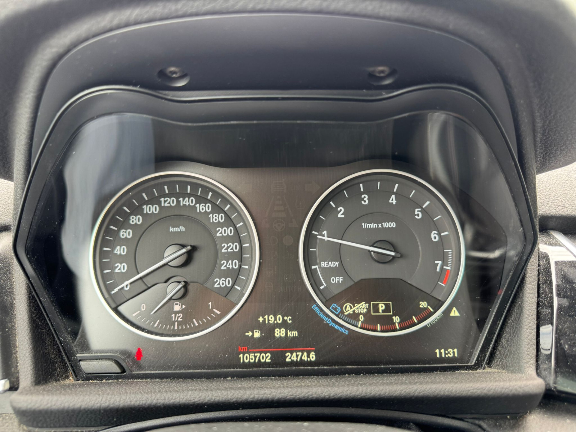 47600361-10.jpg